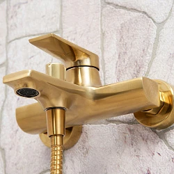 Смеситель для ванны с душем Wasserkraft Aisch 5501 золото