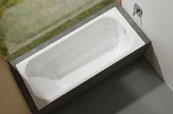 Стальная ванна Bette Form 170x75 с ножками 2947 белая глянцевая