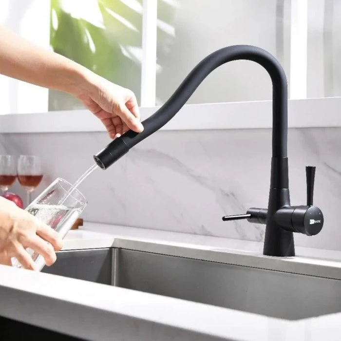 Смеситель для кухни Lemark Comfort LM3075GM черный матовый