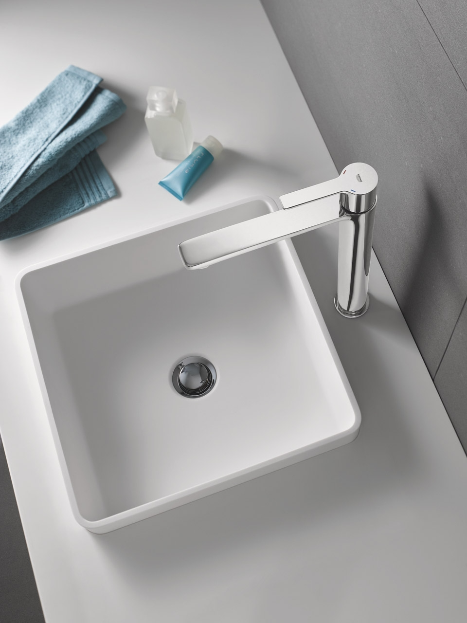 Смеситель для раковины Grohe Lineare 23405001 хром