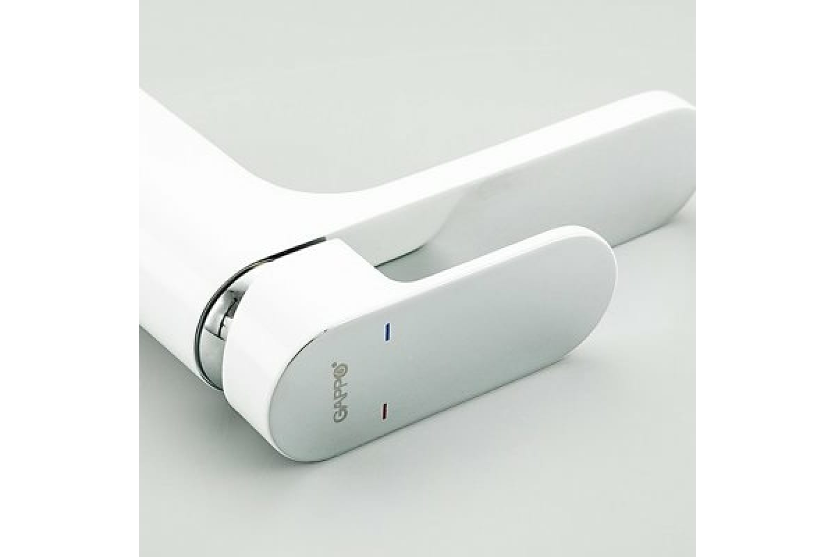Смеситель для раковины Gappo G1083-8 белый / хром