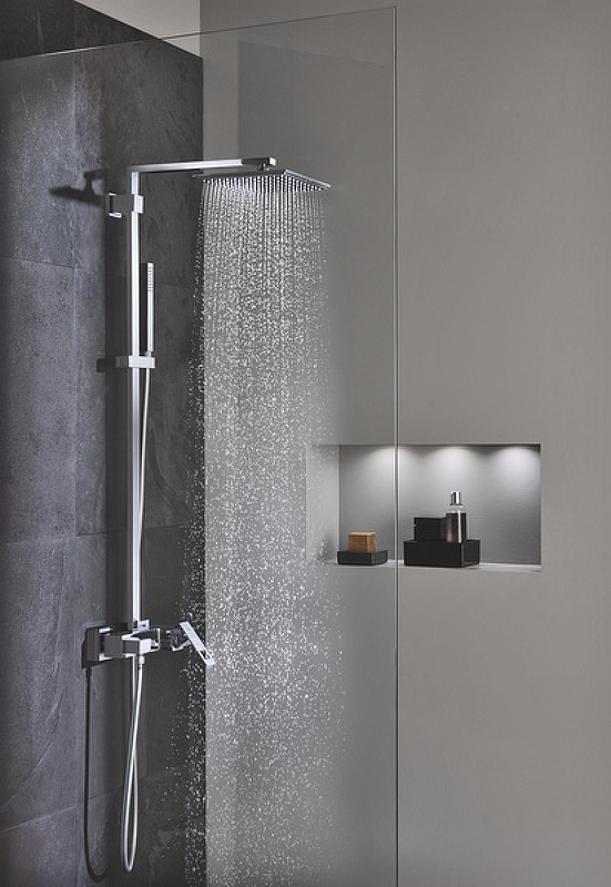 Душевая стойка Grohe Euphoria Cube 23147001 хром