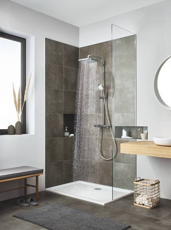 Душевая стойка Grohe Tempesta Cosmopolitan System 250 с термостатом 26689000 хром