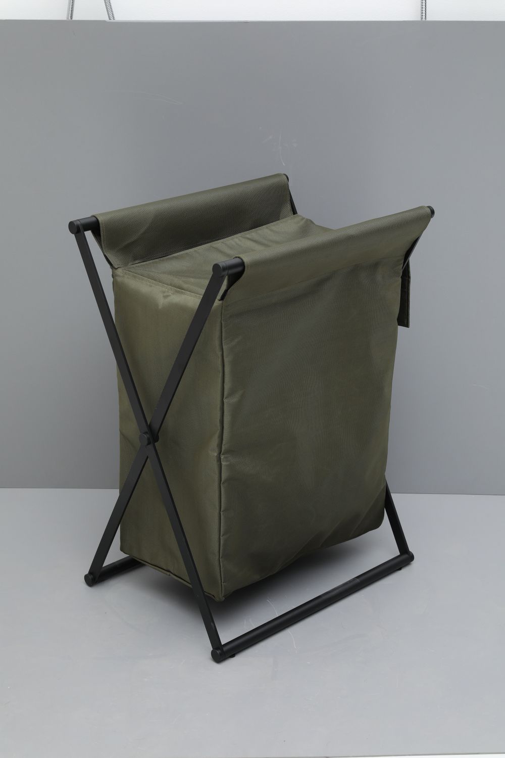 Корзина для белья Allen Brau Priority 00312051 черный/оливковый