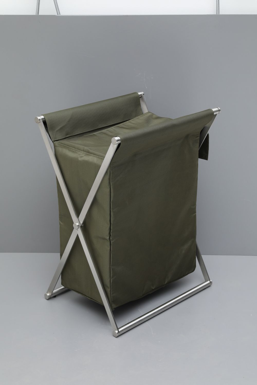 Корзина для белья Allen Brau Priority 00312048 сталь/оливковый