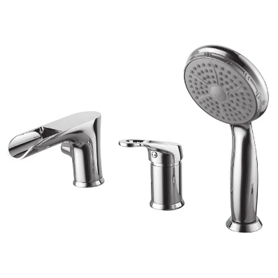 Смеситель на борт ванны Lemark Omega LM3145C хром