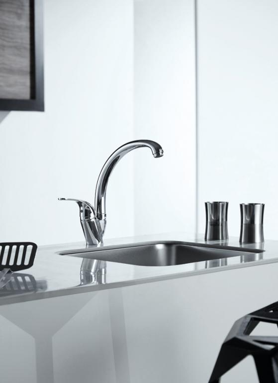 Смеситель для кухни Bravat Art F775109G-1 золото