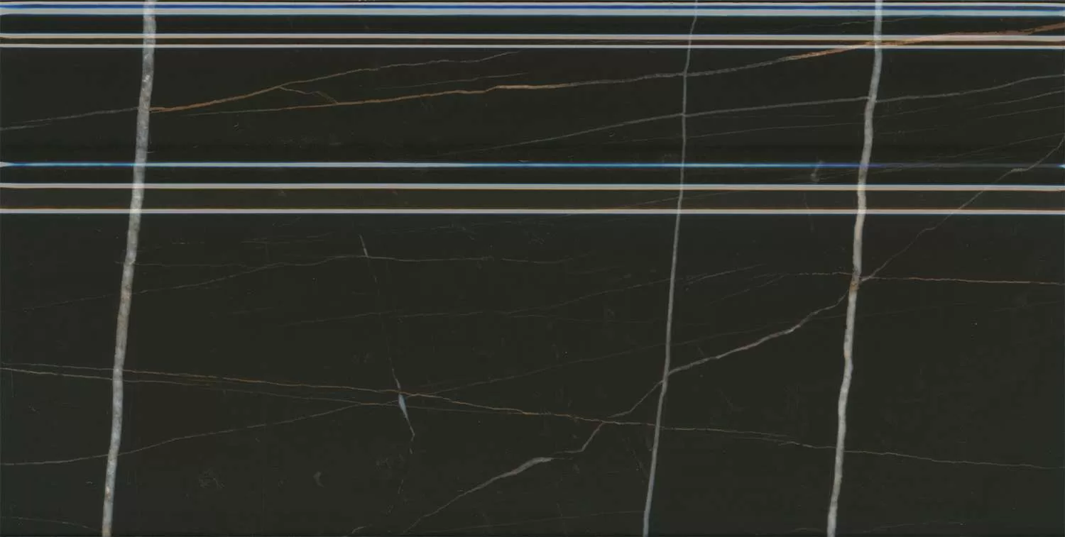 Плинтус Греппи черный глянцевый обрезной 20x40x1,6, 1, шт