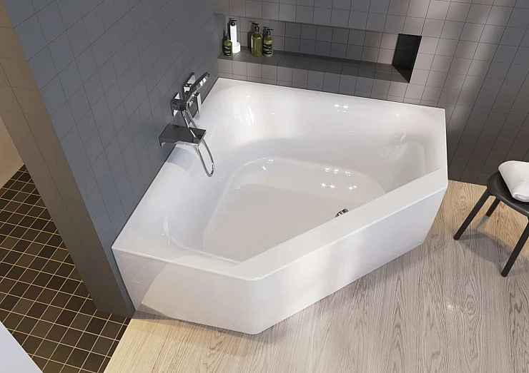 Акриловая ванна Riho Austin 145x145 Plug & Play B005019005 белая глянцевая