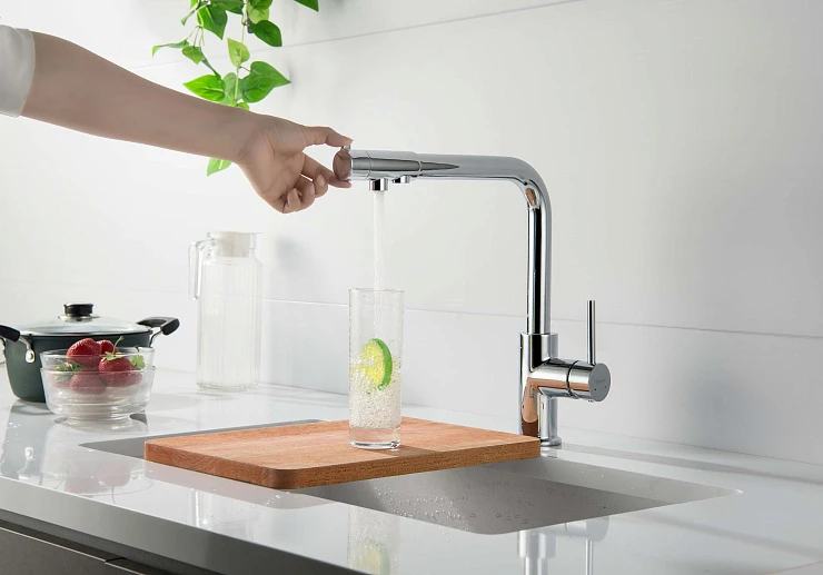 Смеситель для кухни Aquatek Европа AQ1386CR с краном для питьевой воды, хром