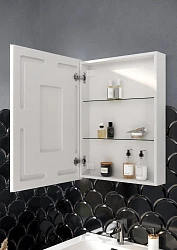 Зеркальный шкаф для ванной комнаты SANCOS  Cube 600х140х800 с подсветкой, арт.CU600