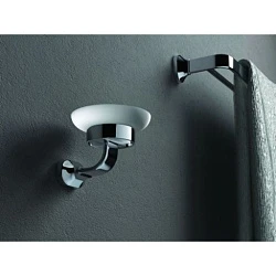 Мыльница Art&Max Elegant AM-E-4099A хром