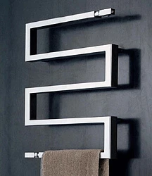 Полотенцесушитель электрический Приоритет Moda-Quadro EMQ1 70x50