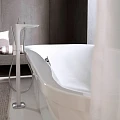 Напольный смеситель для ванны с душем Hansgrohe PuraVida 15473400 хром/белый