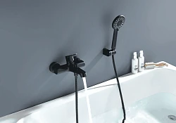 Смеситель для ванны с душем Aquatek Оберон AQ1249MB черный матовый