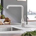 Смеситель для кухни Grohe Essence 30269DC0 хром