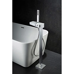 Напольный смеситель для ванны с душем Black & White U6982 хром