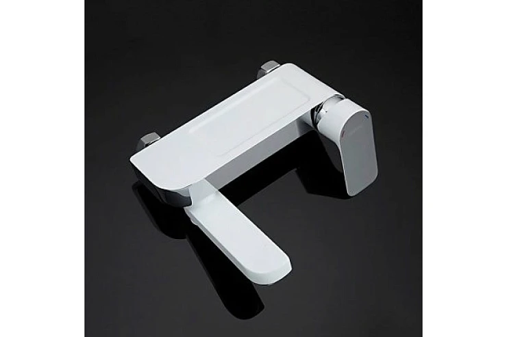 Смеситель для ванны с душем Gappo G3248 белый / хром