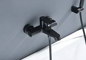Смеситель для ванны с душем Aquatek Оберон AQ1249MB черный матовый