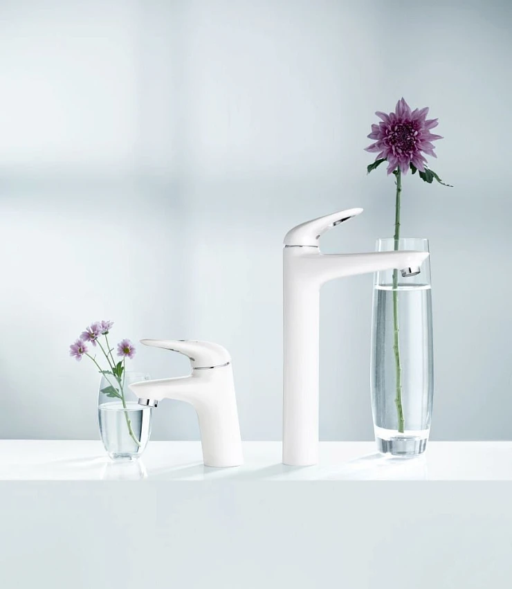 Смеситель для раковины Grohe Eurostyle New 23570LS3 белый