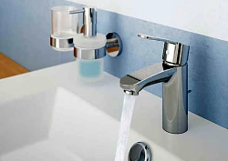 Смеситель для раковины Grohe Eurostyle Cosmopolitan 33552002 хром